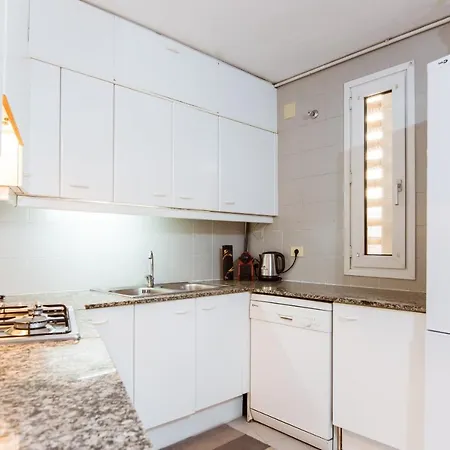 Two Bedroom Townhouse Within 10min Walk From Beach * Барселона