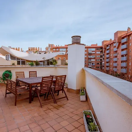 Two Bedroom Townhouse Within 10min Walk From Beach Apartment Barcelona